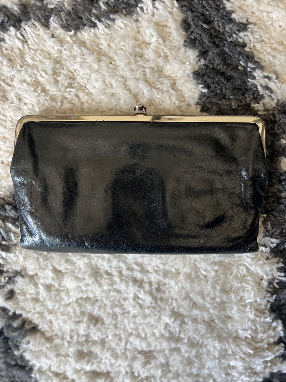 Black HOBO clutch - Picture 2 of 8